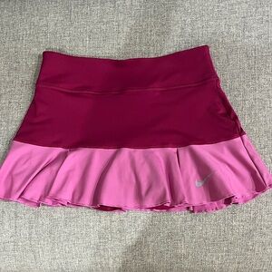 Nike Women's Magenta and Light Pink Mini Skirt